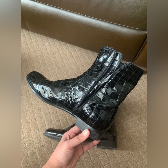 La Canadienne Low cut boots - Picture 7 of 12